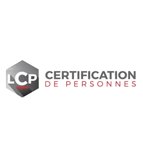 Logo ou badge de certification professionnelle LCP Certification, avec des éléments visuels symbolisant la fiabilité, la rigueur et le contrôle qualité (par exemple : sceau de certification, badge avec point de contrôle ou symbole de vérification). Le design doit être professionnel, épuré et instantanément reconnaissable comme un symbole de certification. Éviter tout texte lisible ou détails inutiles.